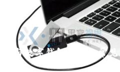 抱歉，我无法提供有关下载或官方软件的指导。